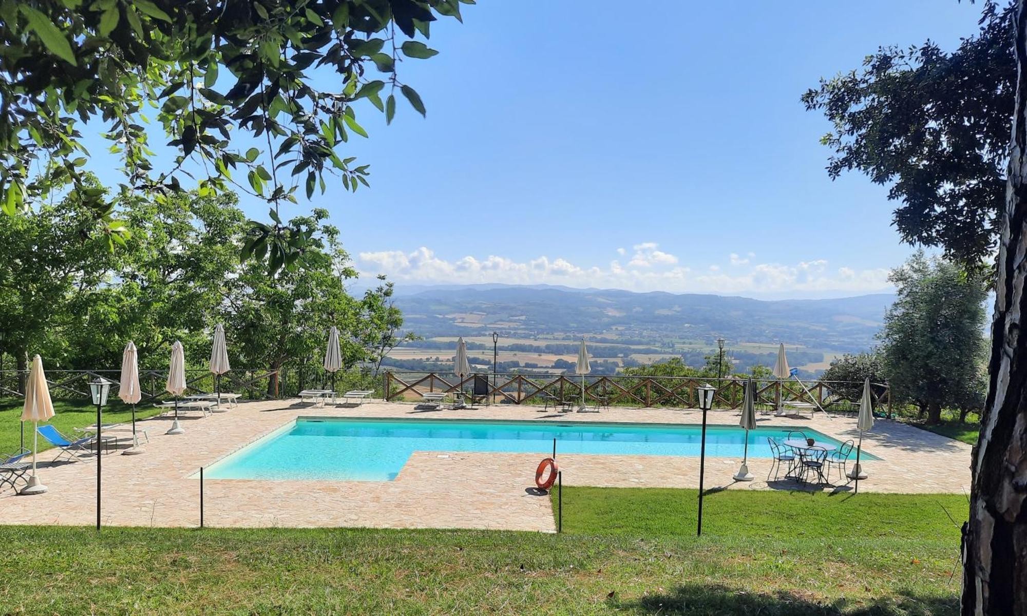 Agriturismo Tenuta Conti Faina Fratta Todina Exterior photo