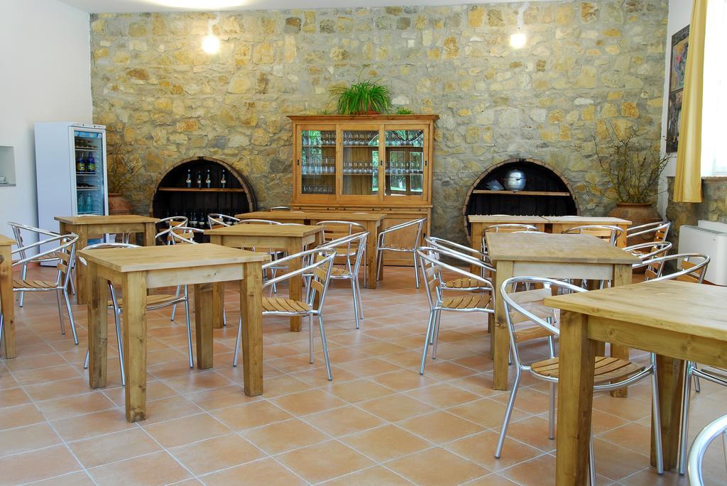 Agriturismo Tenuta Conti Faina Fratta Todina Exterior photo